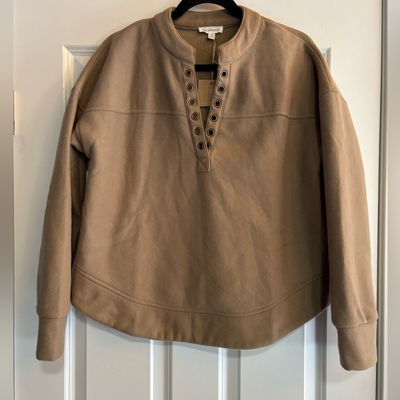 NWT Blu Pepper Grommet Sweatshirt, size Medium - Picture 2 of 7